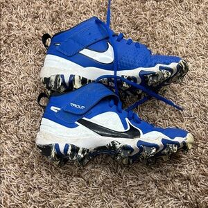 Nike Kids Royal Blue and White cleats